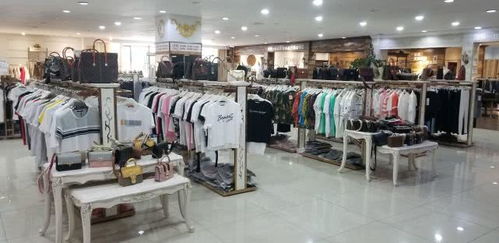 合肥服裝工廠店T恤10元一件，是噱頭還是真營銷？小編親歷為你揭秘